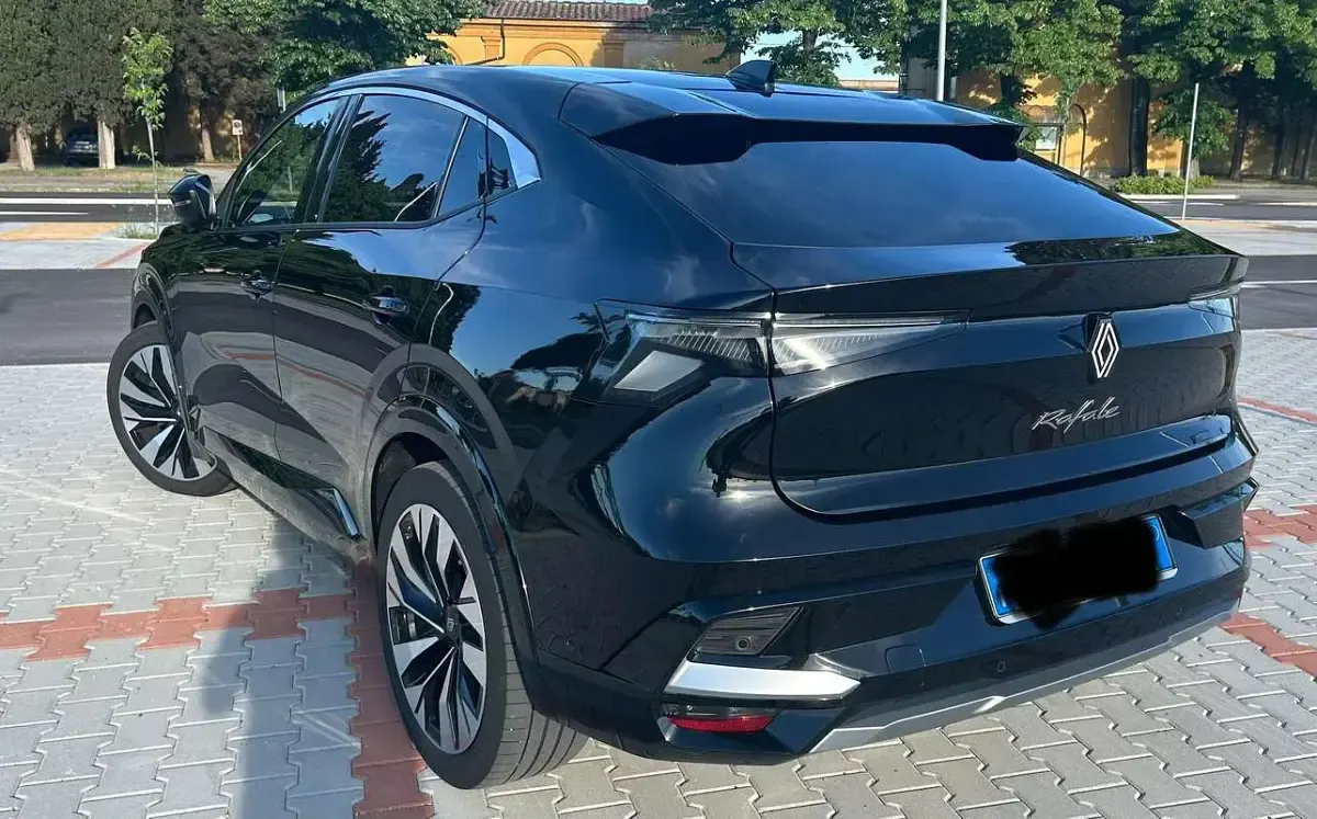 Usata Renault Rafale Techno 131 CV (96 kW) 2024 Nero SUV