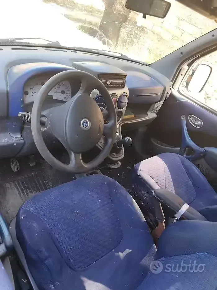 Usata Fiat Doblò 101 CV (74 kW) 2004 Nero Monovolume