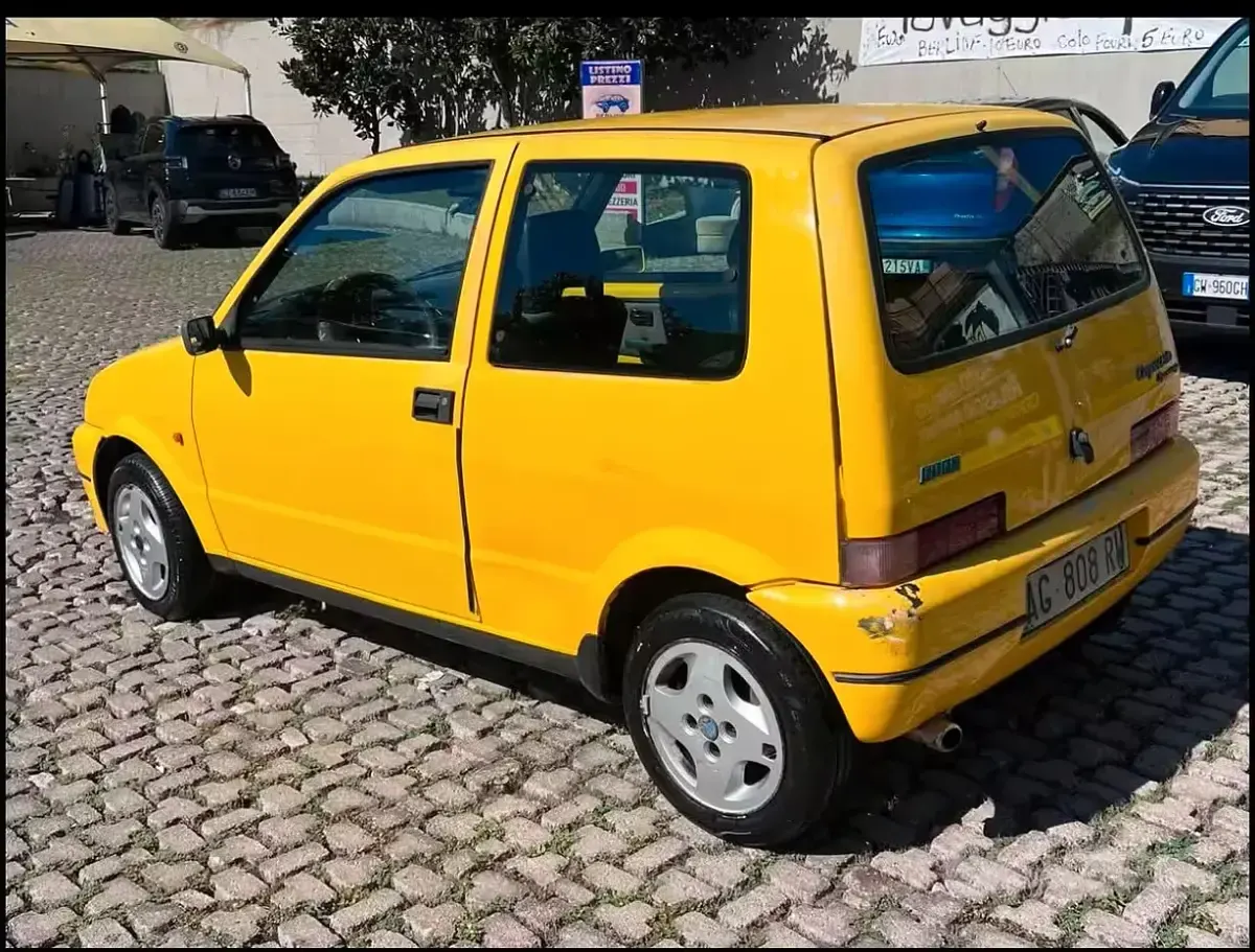 Usata Fiat Cinquecento 54 CV (39 kW) 1996 Giallo Utilitaria