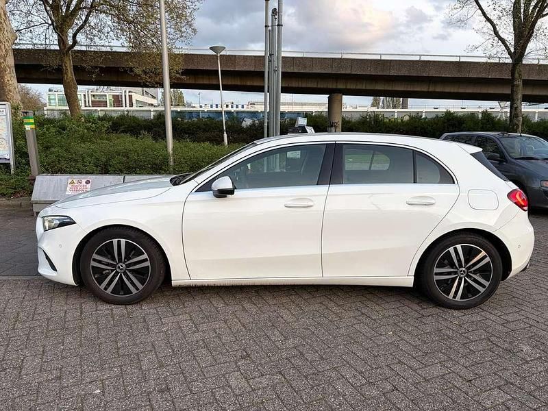 Usata Mercedes A180 116 CV (85 kW) 2021 Bianco Berlina