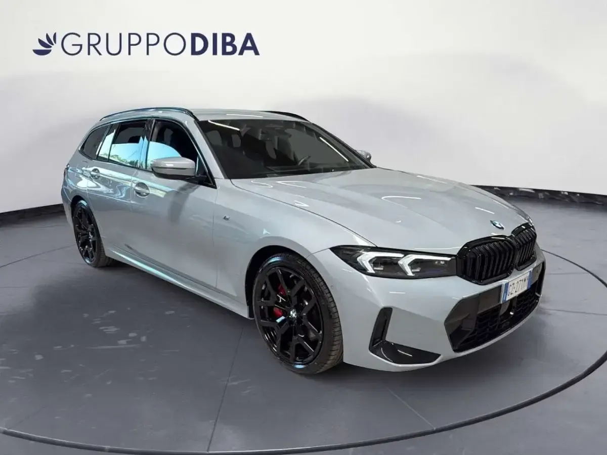 Begagnad BMW 320 M Sport 190 HK (139 kW) 2025 Grå Kombi