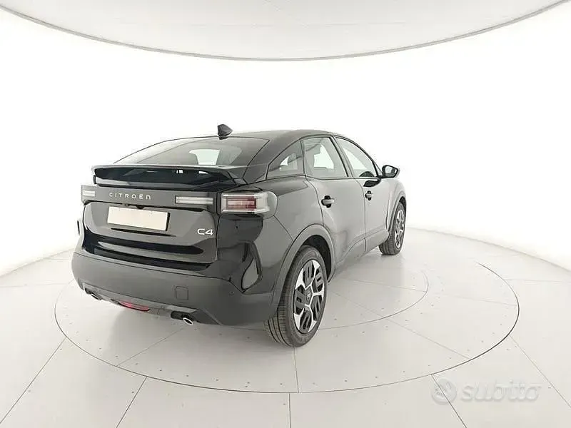 Usata Citroën C4 136 CV (100 kW) 2025 Nero SUV