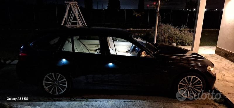 Usata BMW 320 Luxury Line 190 CV (139 kW) 2016 Station wagon