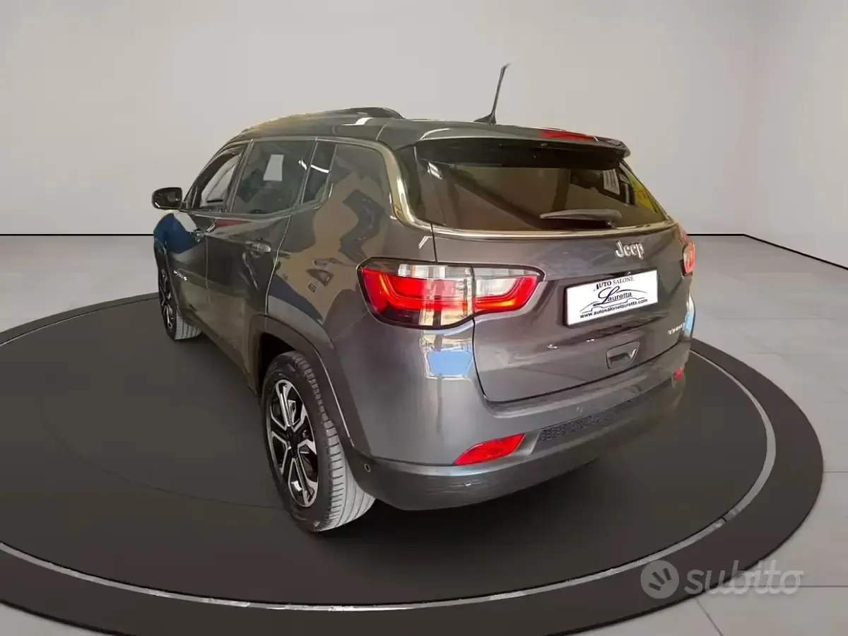Usata Jeep Compass Limited 131 CV (96 kW) 2021 Grigio SUV