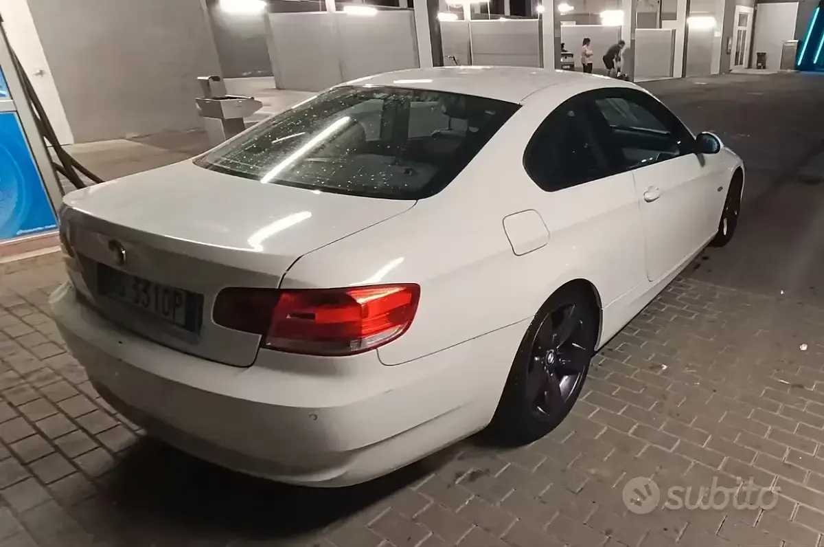 Usata BMW 320 177 CV (130 kW) 2008 Bianco Coupé
