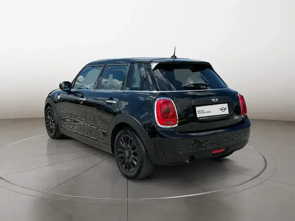 Usata Mini One D 95 CV (69 kW) 2017 Nero Utilitaria