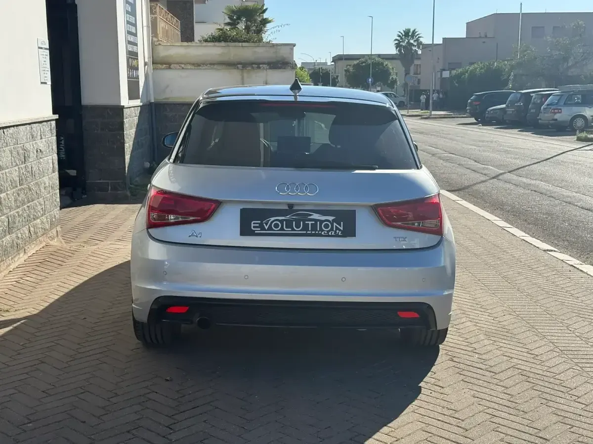 Gebraucht Audi A1 Admired 90 PS (66 kW) 2013 Grau Kleinwagen