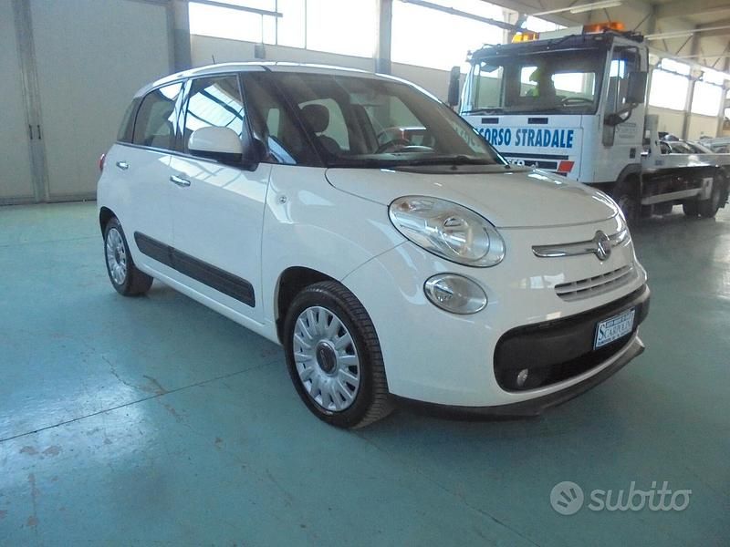 Usata Fiat 500L Business 120 CV (88 kW) 2017 Bianco Monovolume