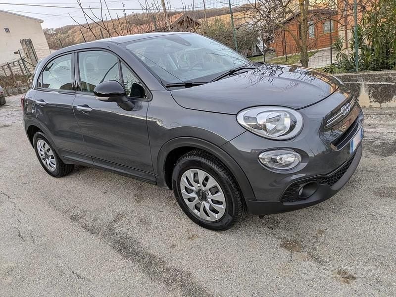 Grigio Usata 2023 Fiat 500X SUV | 15.800 € (Super prezzo) - Immagine 1/4
