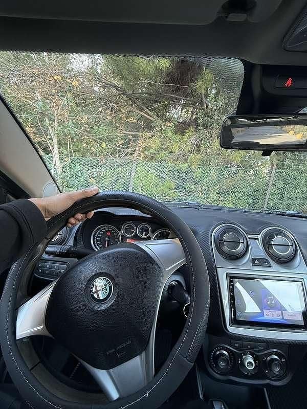 Usata 2009 Alfa Romeo MiTo Due volumi | 4000 € (Cara) - Immagine 1/4