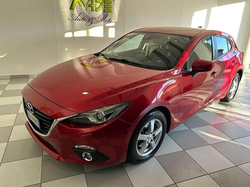 Rosso Usata 2015 Mazda 3 Exceed Tre volumi | 7690 € (Super prezzo) - Immagine 1/4
