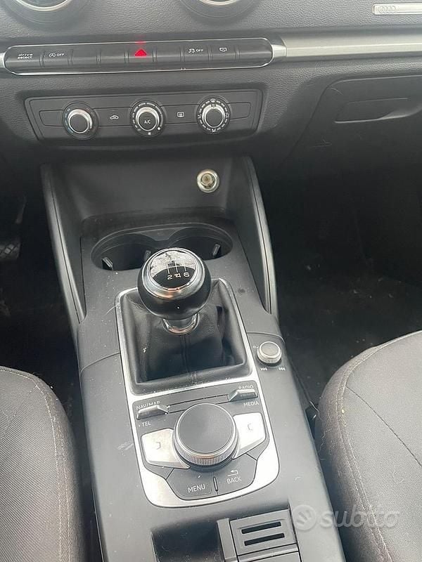 Usata Audi A3 Business 150 CV (110 kW) 2018 Berlina