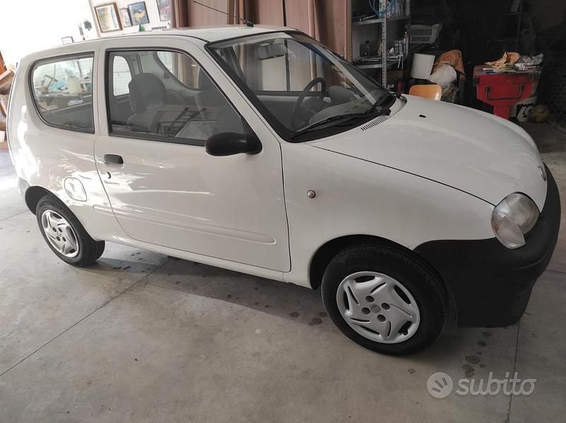 Usata Fiat 600 54 CV (39 kW) 2006 Bianco Utilitaria