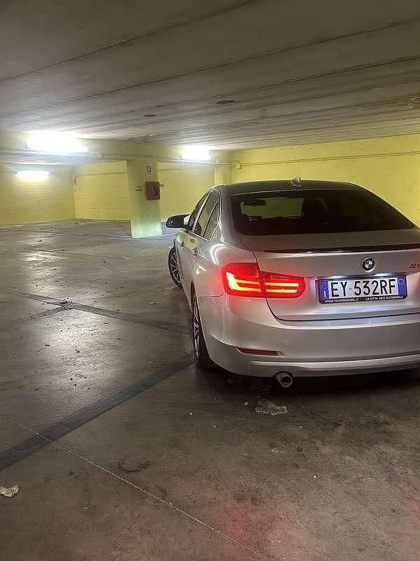 Usata BMW 318 143 CV (105 kW) 2015 Berlina