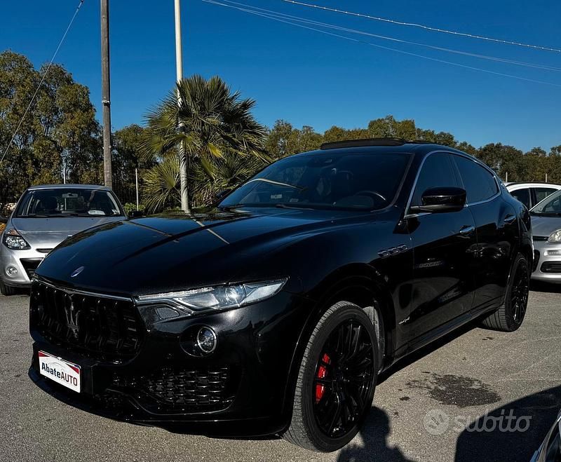 Usata Maserati 430 430 CV (316 kW) 2018 Nero Station wagon