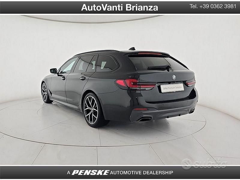 Usata BMW 520 M Sport 190 CV (139 kW) 2023 Nero Station wagon