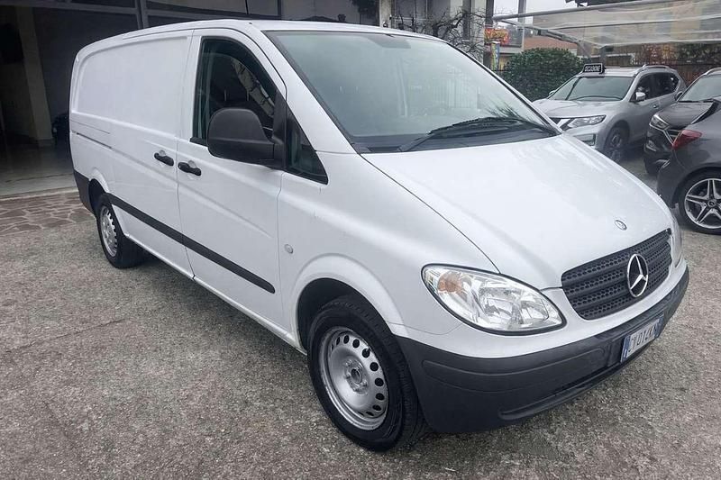 Usata Mercedes Vito 109 CV (80 kW) 2005 Bianco Furgone