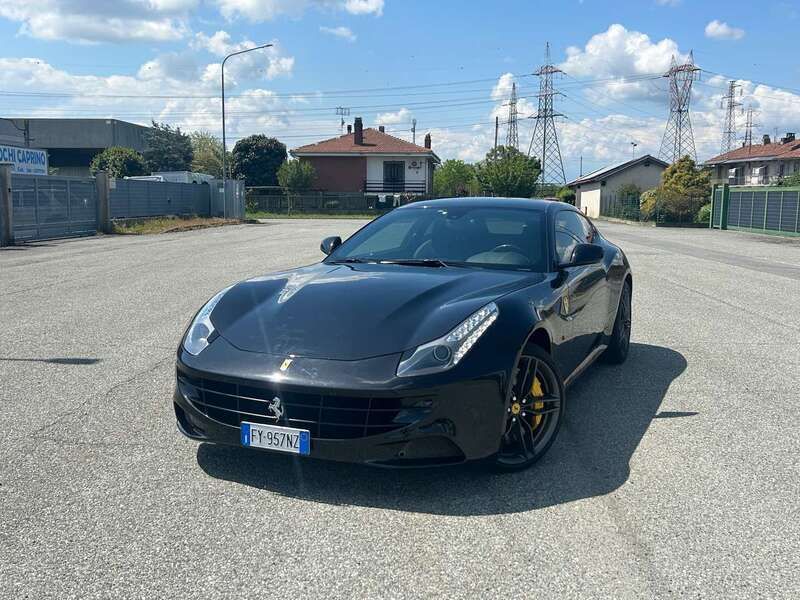 Nero Usata 2013 Ferrari FF Station wagon | 170.000 € (Buon prezzo) - Immagine 1/4
