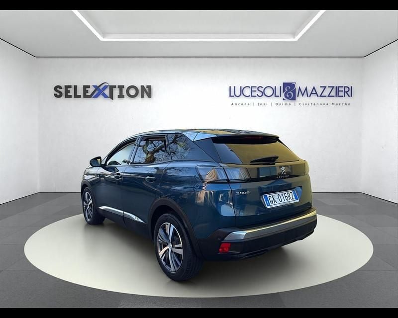 Usata Peugeot 3008 Active 130 CV (95 kW) 2022 Blu SUV