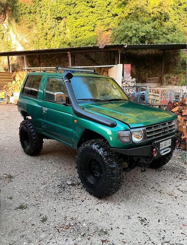 Usata Mitsubishi Pajero 1997 Verde SUV