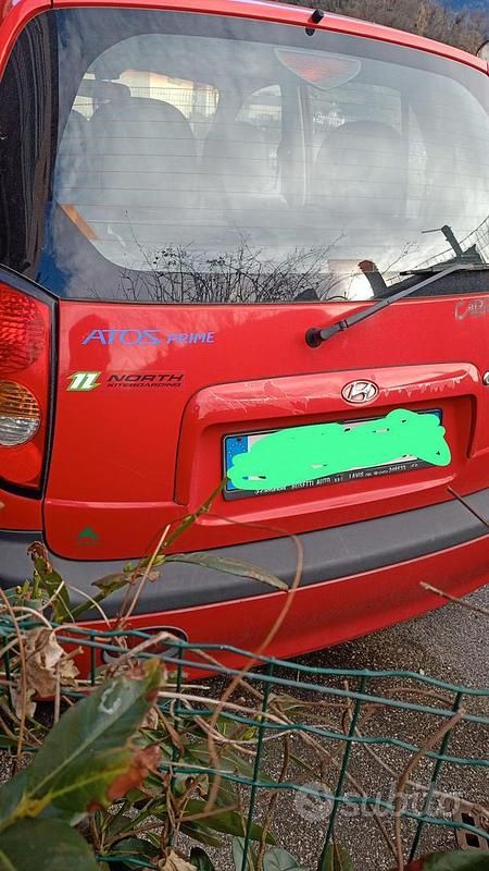 Usata Hyundai Atos Prime 64 CV (47 kW) 2003 Rosso Utilitaria