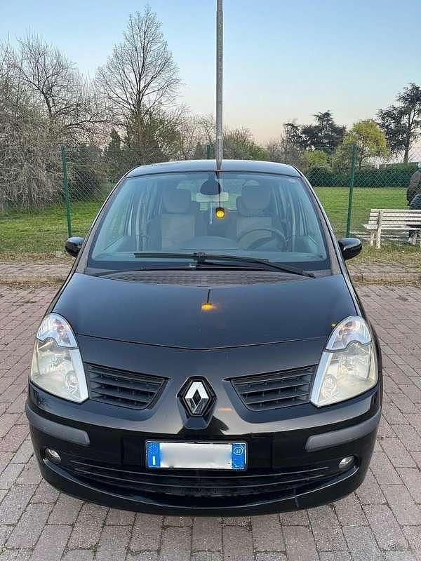 Usata Renault Modus Dynamique 70 CV (51 kW) 2007 Nero Monovolume