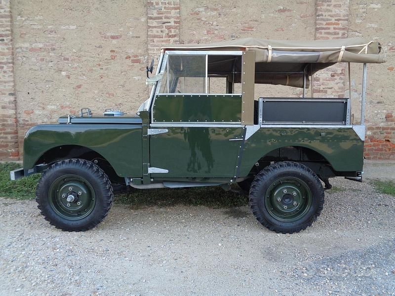 Usata Land Rover 1 75 CV (55 kW) 1950 Verde SUV