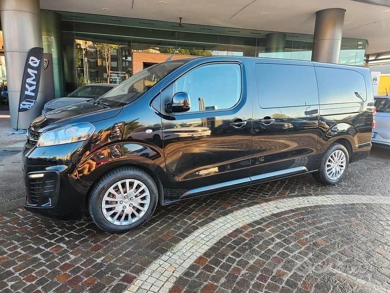 Usata Opel Zafira Life Business Edition 145 CV (106 kW) 2023 Nero Monovolume