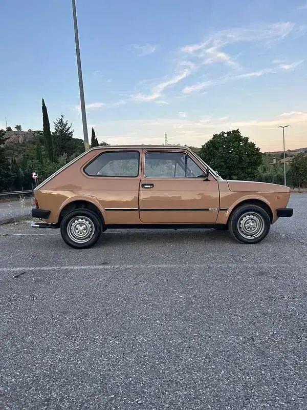 Usata Fiat 127 45 CV (33 kW) 1981 Marrone Berlina
