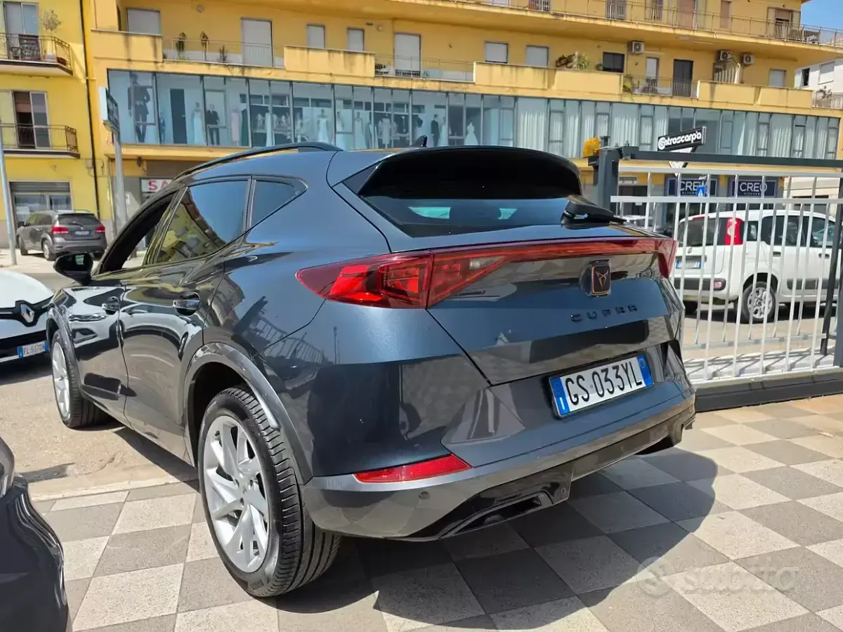 Usata Cupra Formentor 150 CV (110 kW) 2024 Grigio SUV