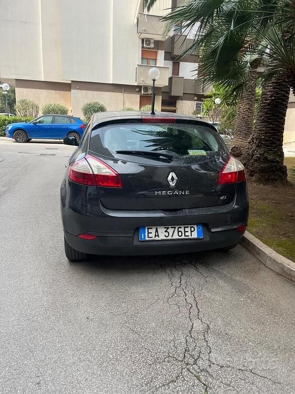 Usata Renault Mégane III 90 CV (66 kW) 2010 Nero