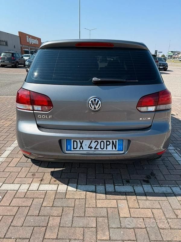 Usata VW Golf VI 102 CV (75 kW) 2009 Grigio Utilitaria