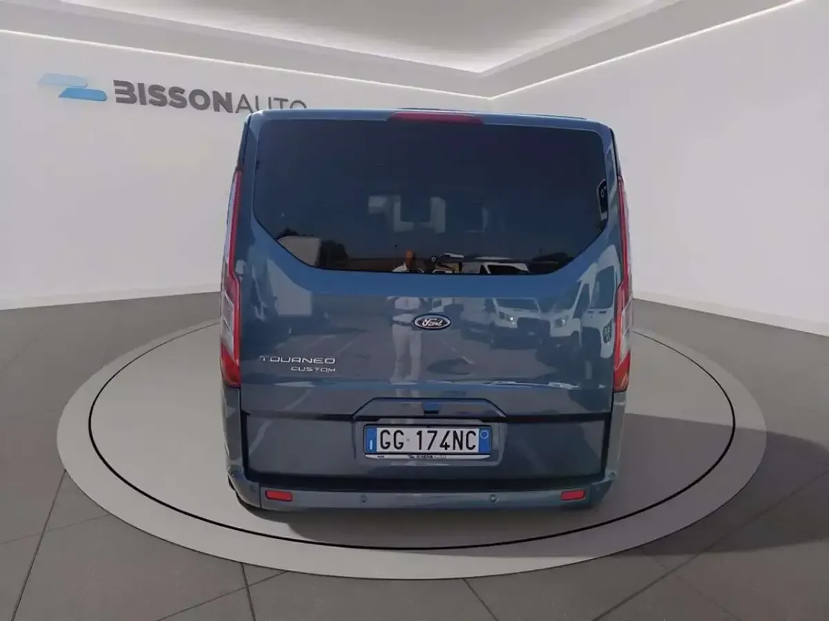 Usata Ford Tourneo Custom Titanium 131 CV (96 kW) 2021 Blu met. Furgone