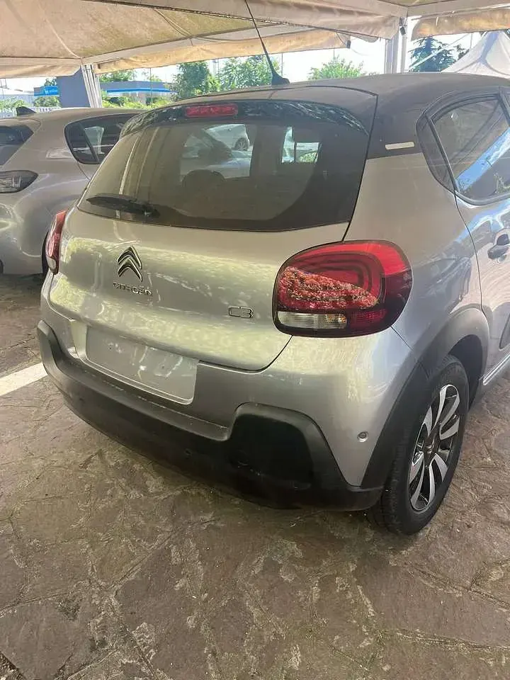Usata Citroën C3 PureTech 83 CV (61 kW) 2023 Argento Utilitaria