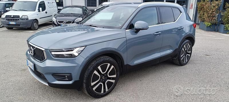 Usata Volvo XC40 Inscription 190 CV (139 kW) 2020 Grigio SUV