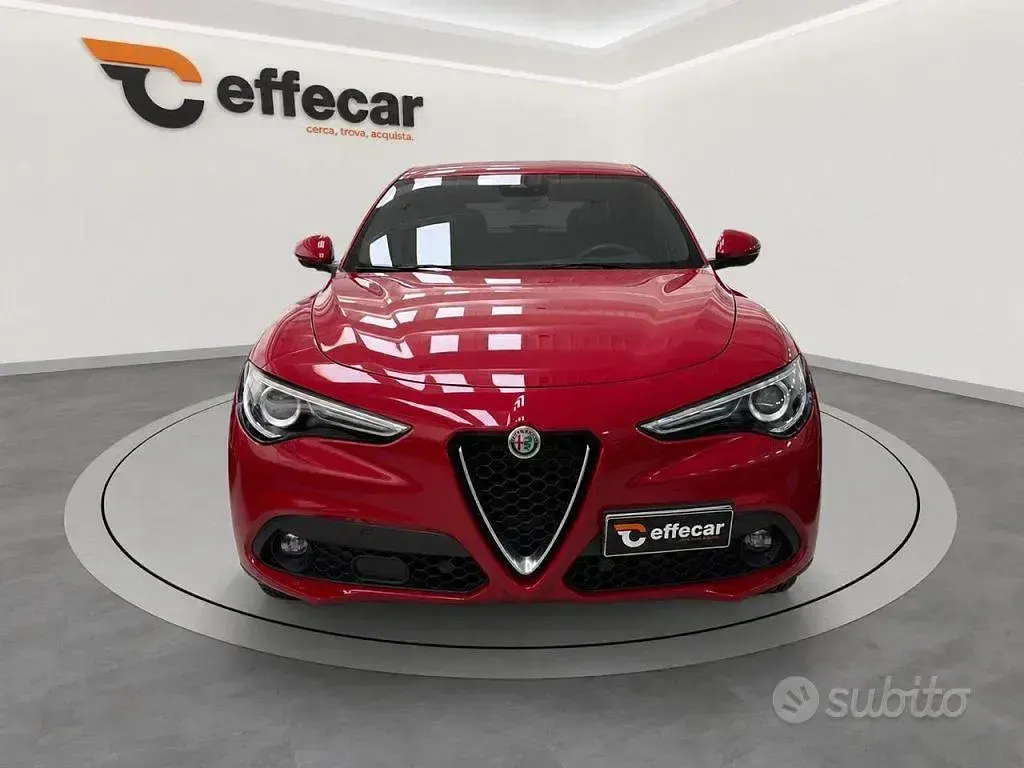 Usata Alfa Romeo Stelvio Business 190 CV (139 kW) 2022 Rosso SUV