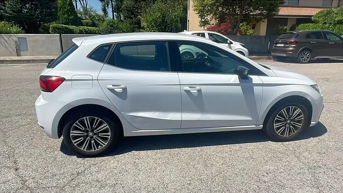 Usata Seat Ibiza 75 CV (55 kW) 2019 Bianco Utilitaria