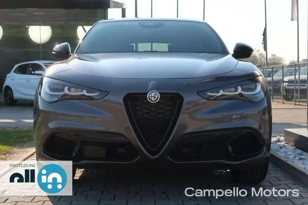 Nuova Alfa Romeo Stelvio Veloce 209 CV (153 kW) 2026 Grigio SUV