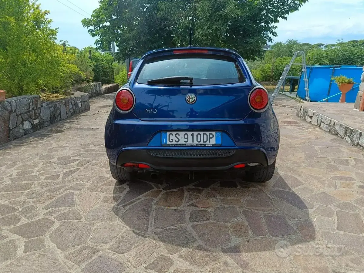 Usata Alfa Romeo MiTo 85 CV (62 kW) 2011 Bluazzurro Utilitaria