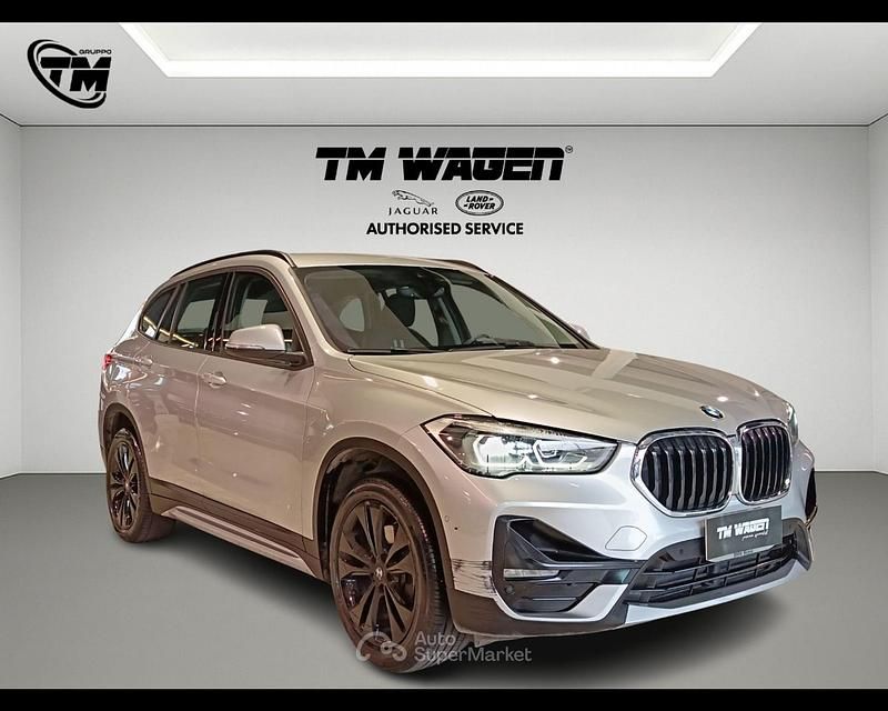 Usata BMW X1 Sport Line 136 CV (100 kW) 2021 Argento SUV
