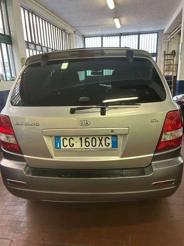 Usata Kia Sorento 139 CV (102 kW) 2004 Argento SUV