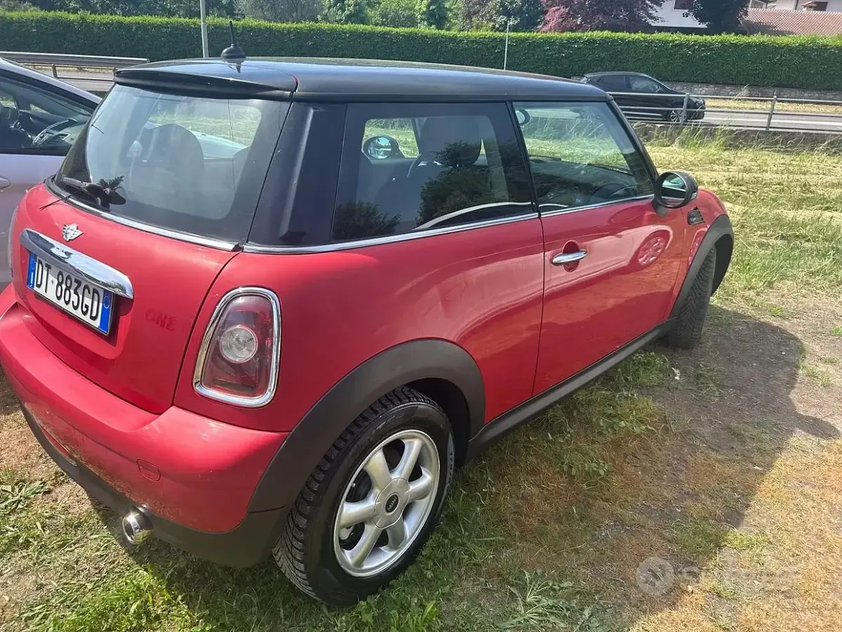 Usata Mini ONE Chili 95 CV (69 kW) 2008 Rosso Utilitaria