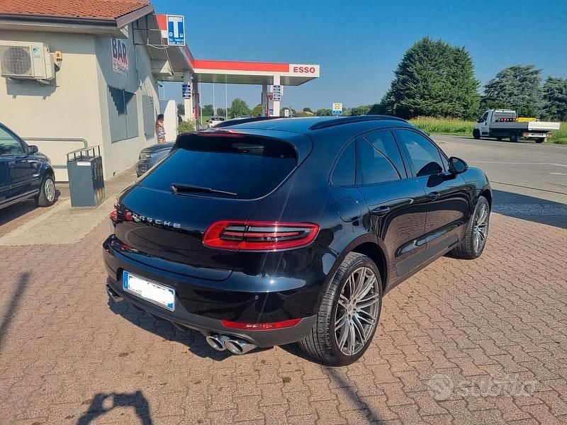 Usata Porsche Macan 252 CV (185 kW) 2017 Nero SUV