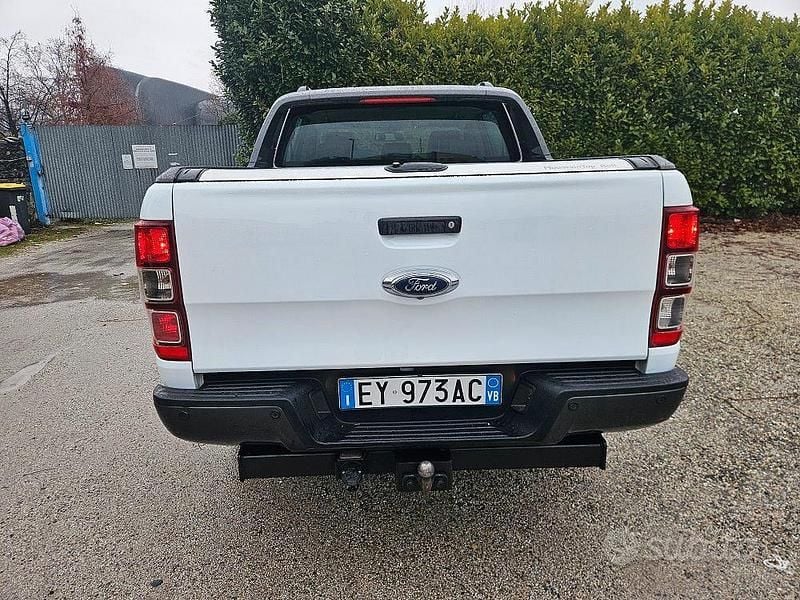 Usata Ford Ranger Wildtrack 200 CV (147 kW) 2015 Bianco Pick-up