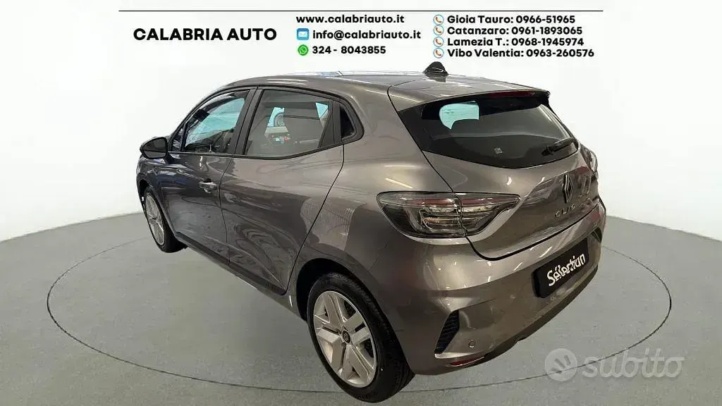 Nuova Renault Clio V Evolution 101 CV (74 kW) 2025 Grigio Berlina