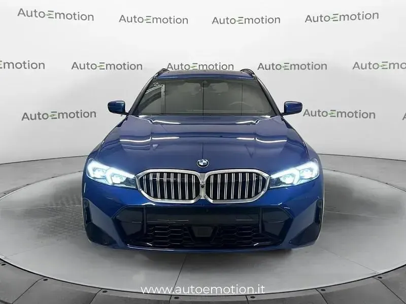 Usata BMW 320 M Sport 184 CV (135 kW) 2025 Blu Station wagon
