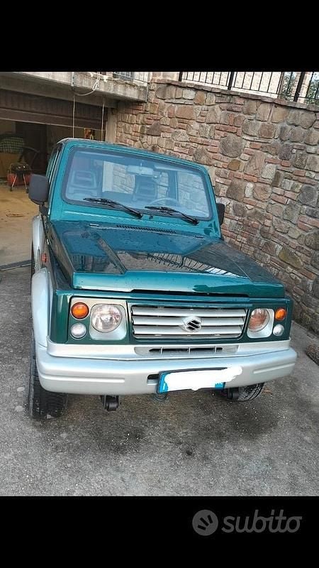Usata Suzuki Samurai 63 CV (46 kW) 2000 Verde SUV