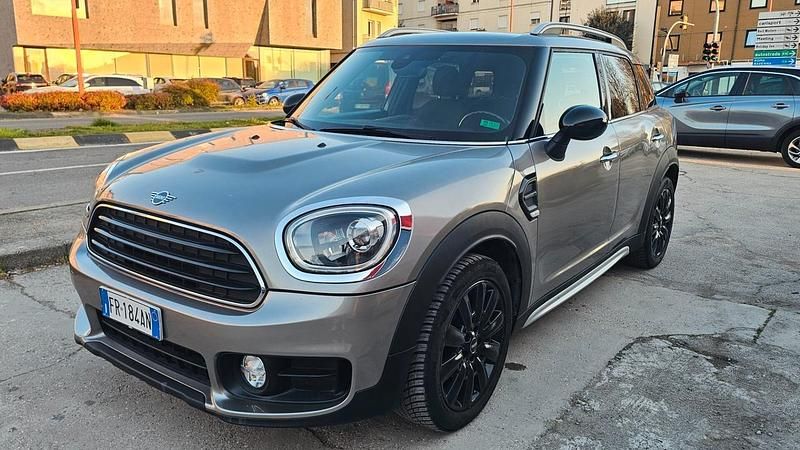 Usata Mini Cooper Countryman Hype 115 CV (84 kW) 2018 Marrone SUV