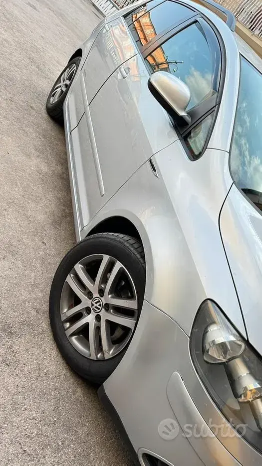Usata VW Golf Plus 102 CV (75 kW) 2008 Grigio Monovolume