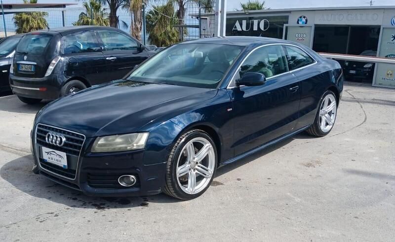 Usata Audi A5 190 CV (139 kW) 2011 Blu Coupé